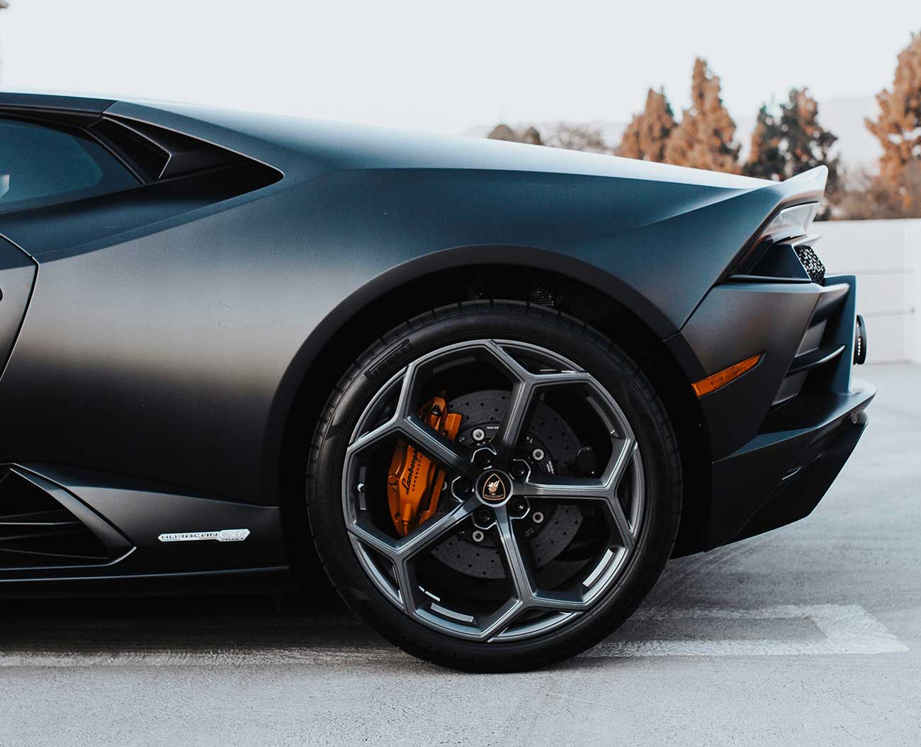 A Review Of New Modern Designed Rims & The Overall Look CAR Rental Prague